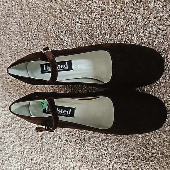 FINAL$ 10 Velvet Maryjane Block Heels Just Stored Not Worn - Picture 5 of 12